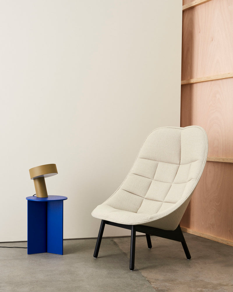 LOUNGE CHAIRS & DAYBEDS