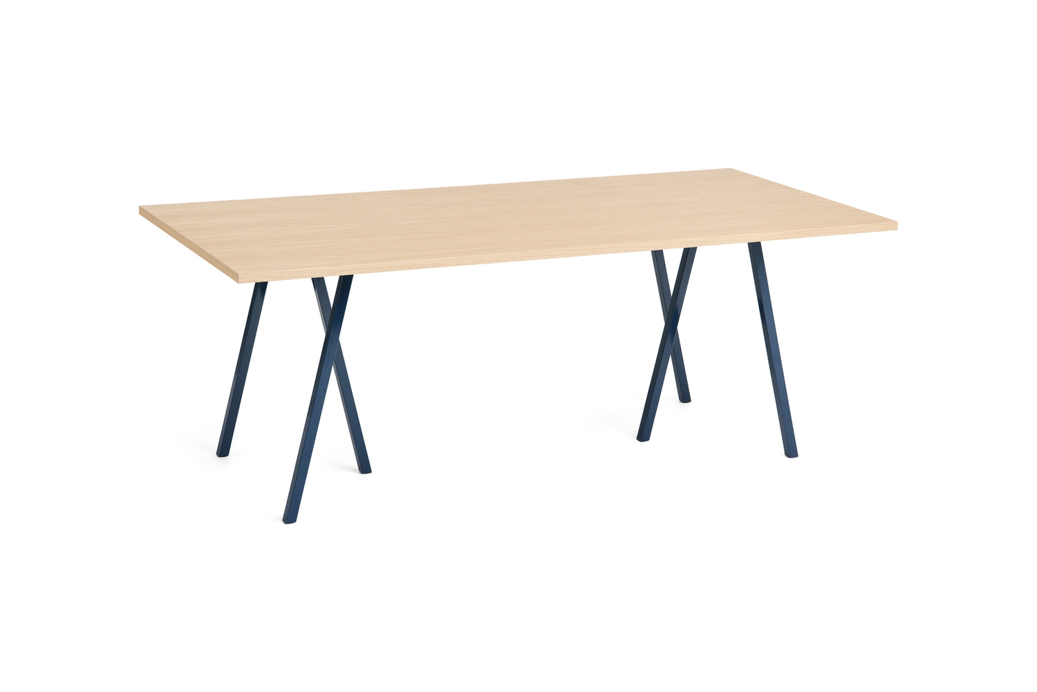 Loop Stand Table – Design Story
