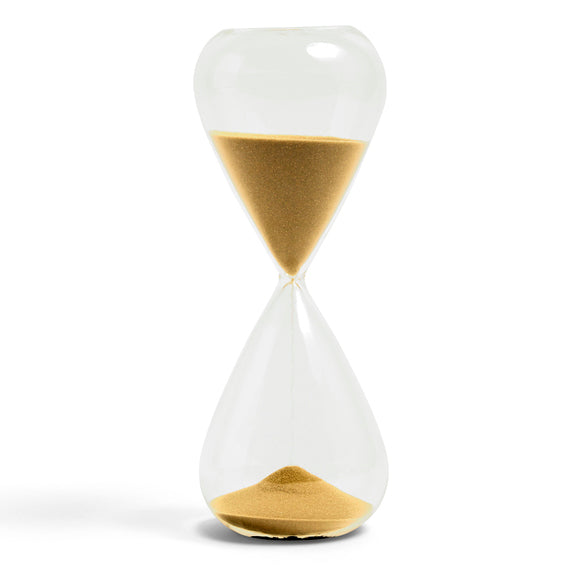 With its organic, soft shape and complementary combinations in clear and coloured glass with fine sand, HAY’s Time hourglass offers a contemporary twist on the classic hourglass timer. 