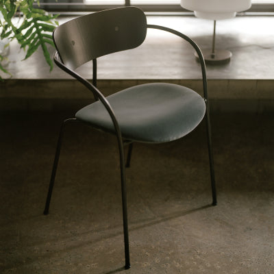 パビリオン AV4 (予約注文)