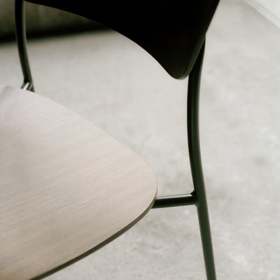 パビリオン AV1 (予約注文)