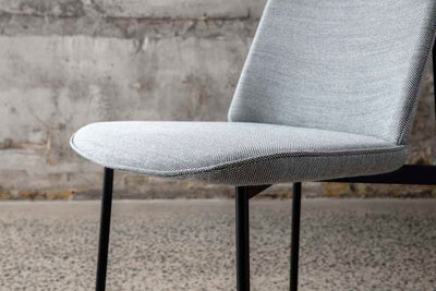 크로포드 소프트 다이닝 체어