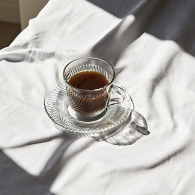 피루엣 컵과 접시 