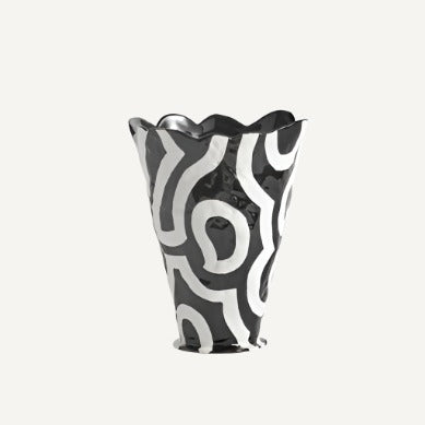 ジェシカ・ハンスのシャドー花瓶